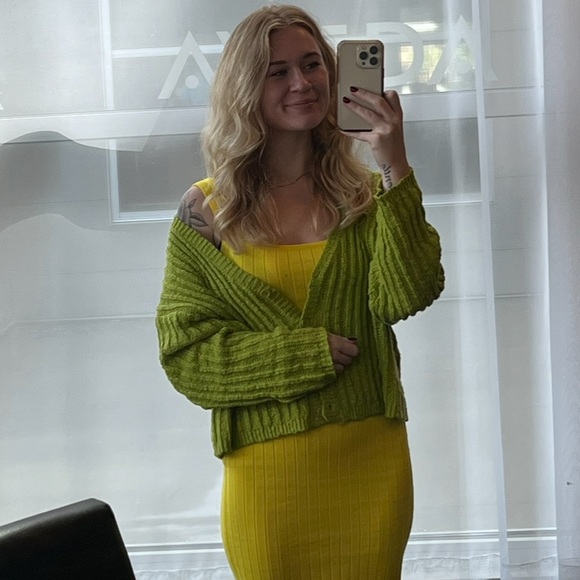 Meet your Posher, Lily - Picture 7 of 14